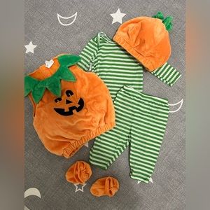 Adorable 6 Piece Baby Pumpkin Costume 0-6 months
